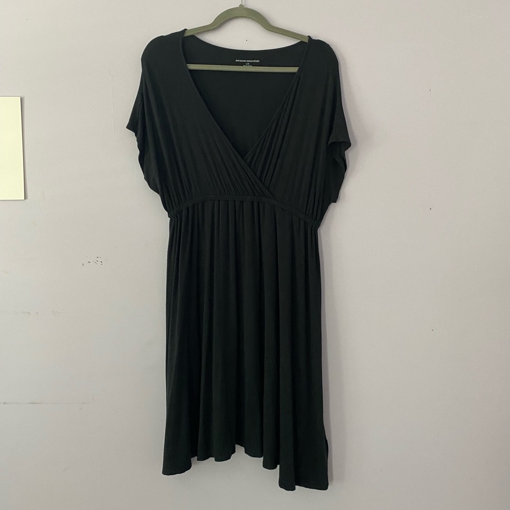 V-Neck Empire Waist Dress | Black - Picture 9 of 9
